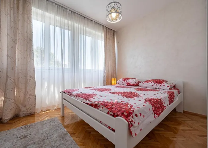 Clock Tower Lux * Podgorica